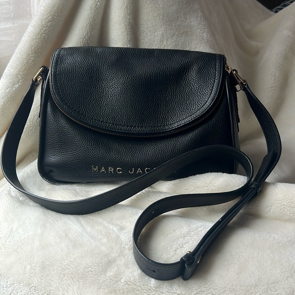 Marc Jacobs The Groove Messenger Bag